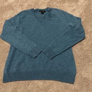 Tahari Blue V-Neck Sweater 100% Cashmere